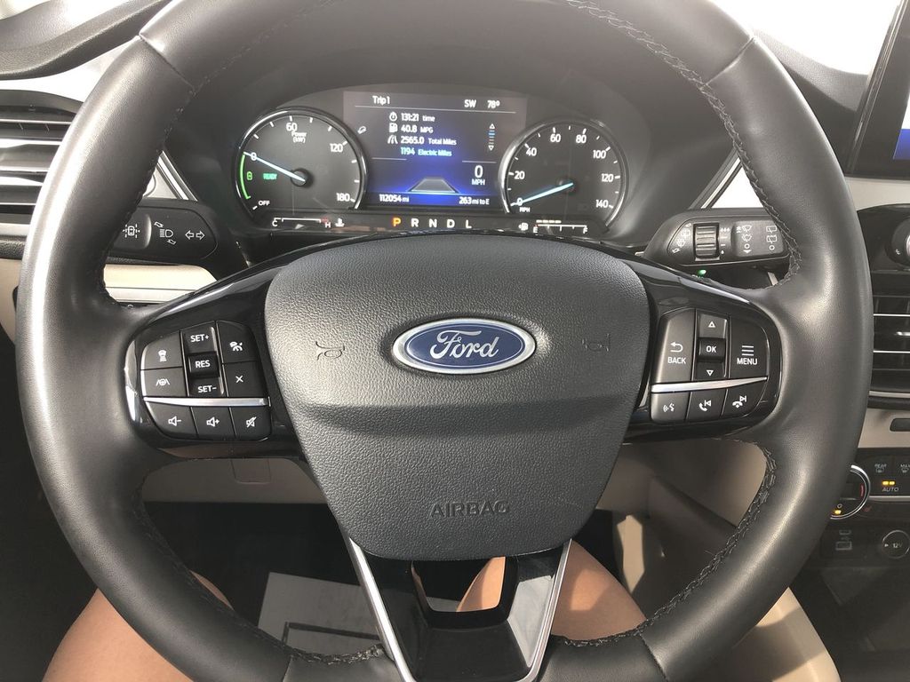 2021 Ford Escape Hybrid