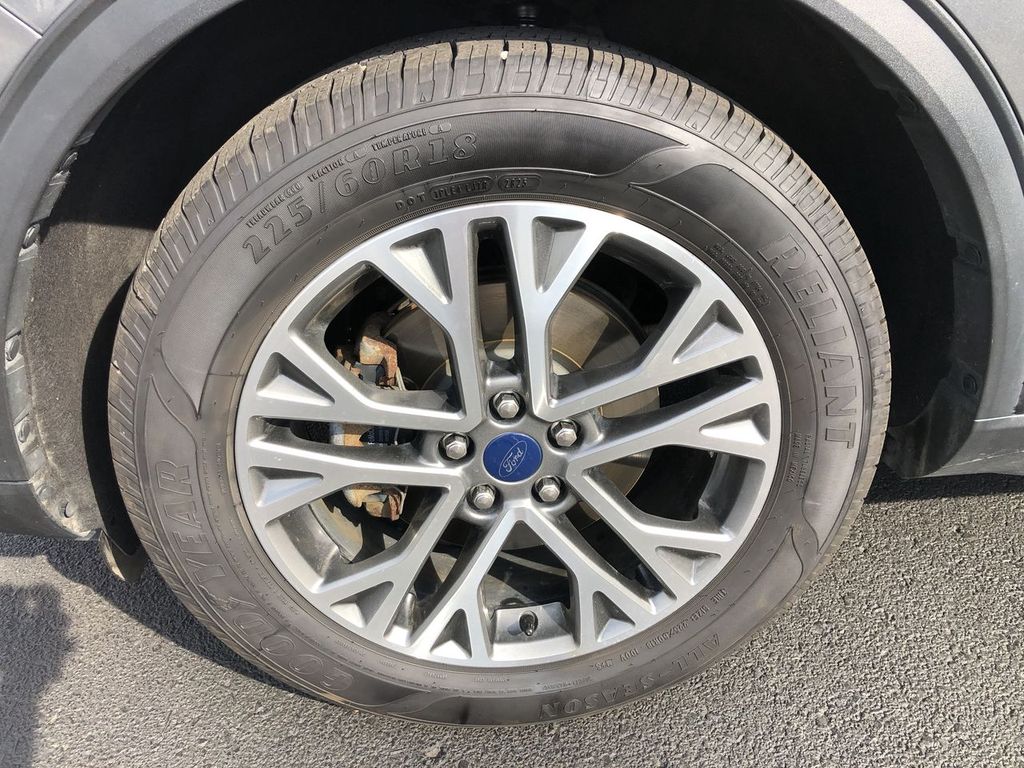 2021 Ford Escape Hybrid