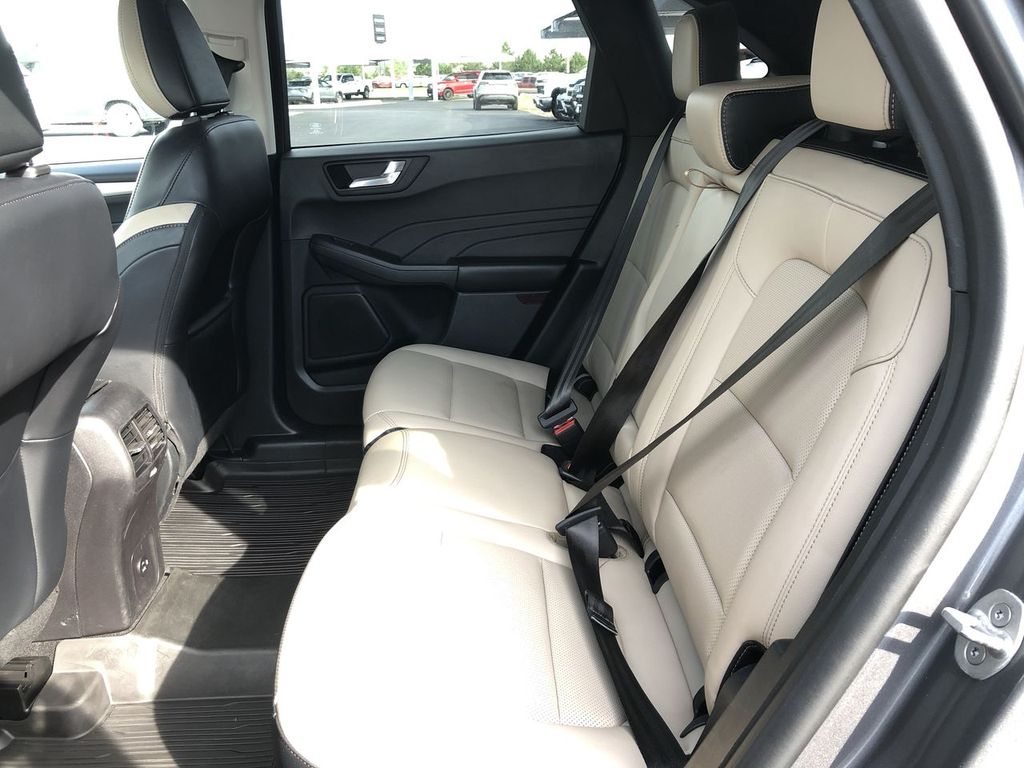 2021 Ford Escape Hybrid