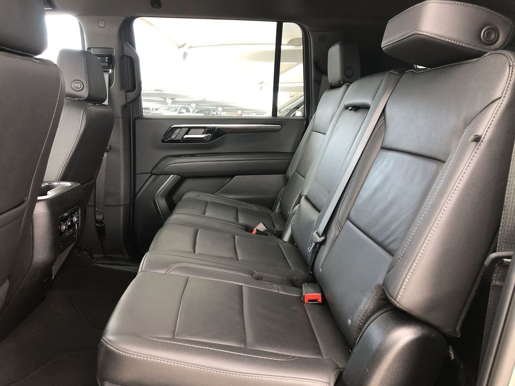 2025 Chevrolet Suburban