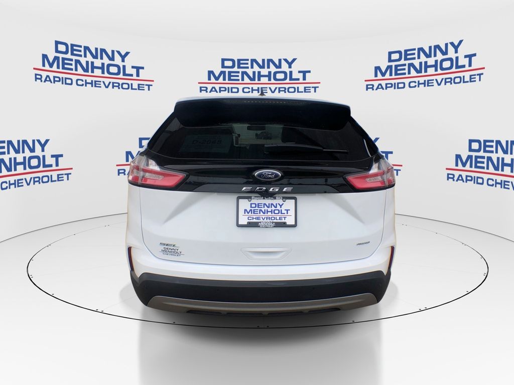 2023 Ford Edge
