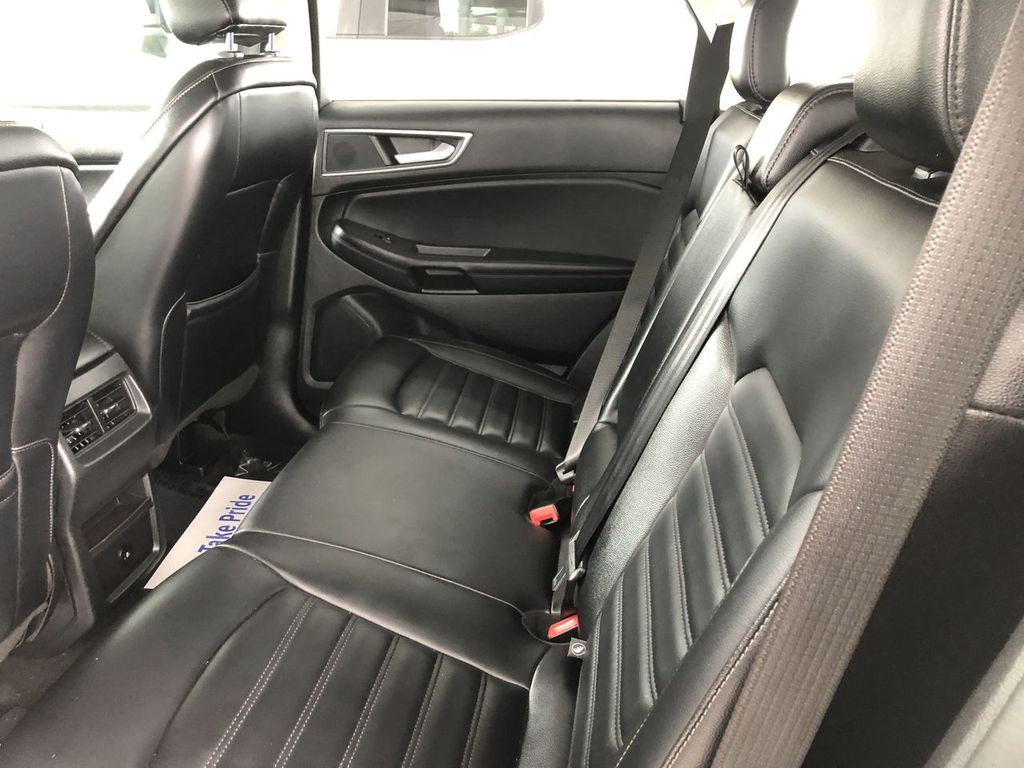 2023 Ford Edge
