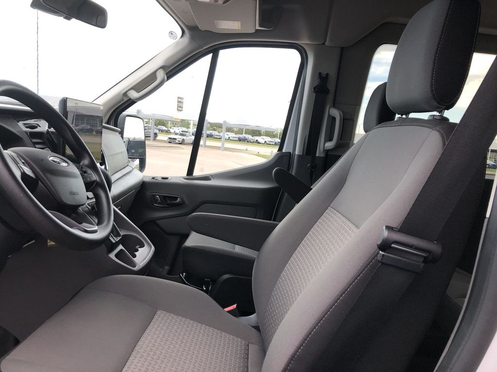 2025 Ford Transit Wagon
