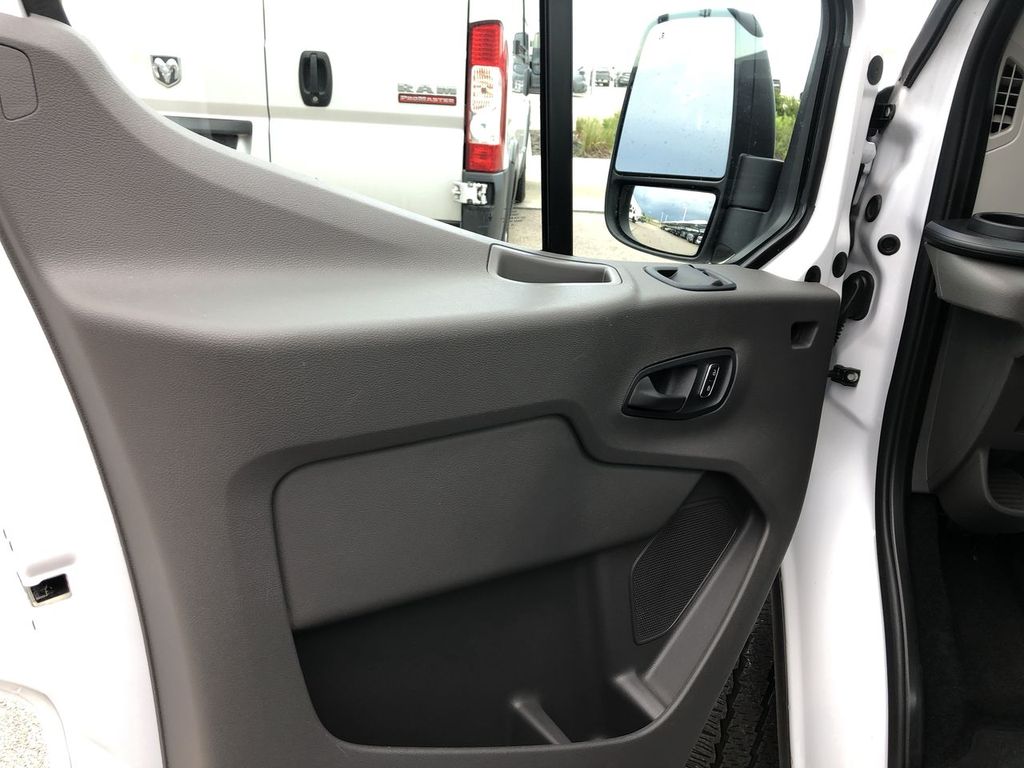 2025 Ford Transit Wagon