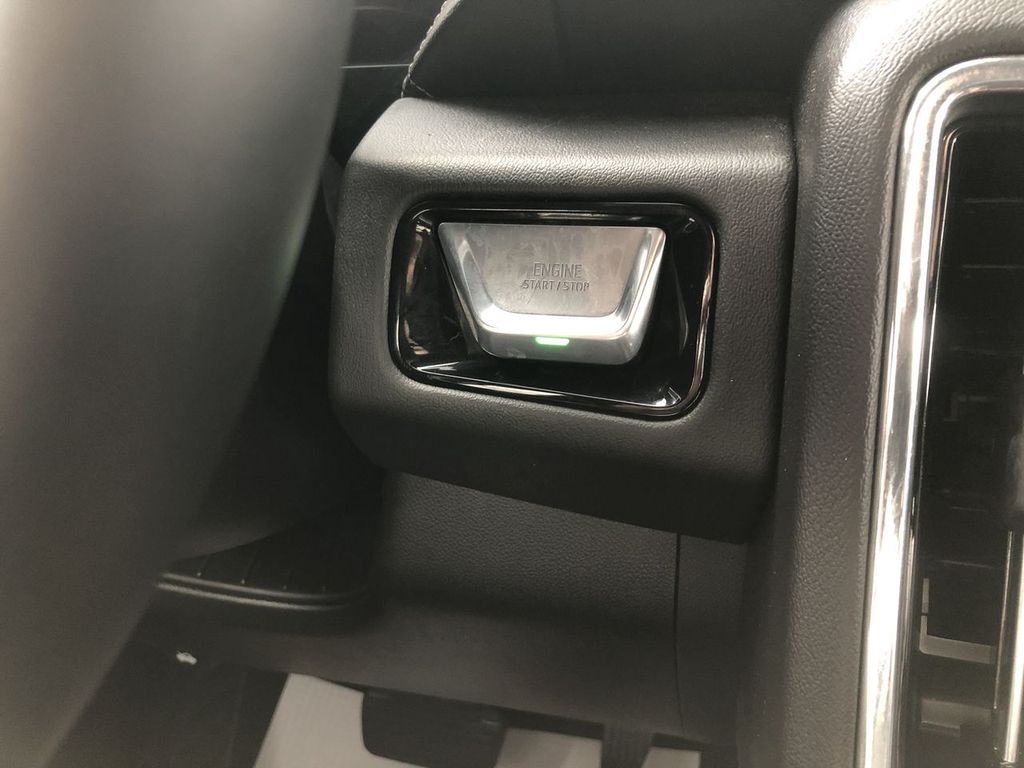 2025 GMC Yukon XL