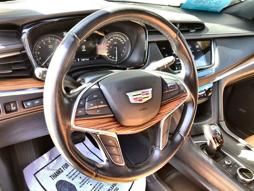 2022 Cadillac XT5