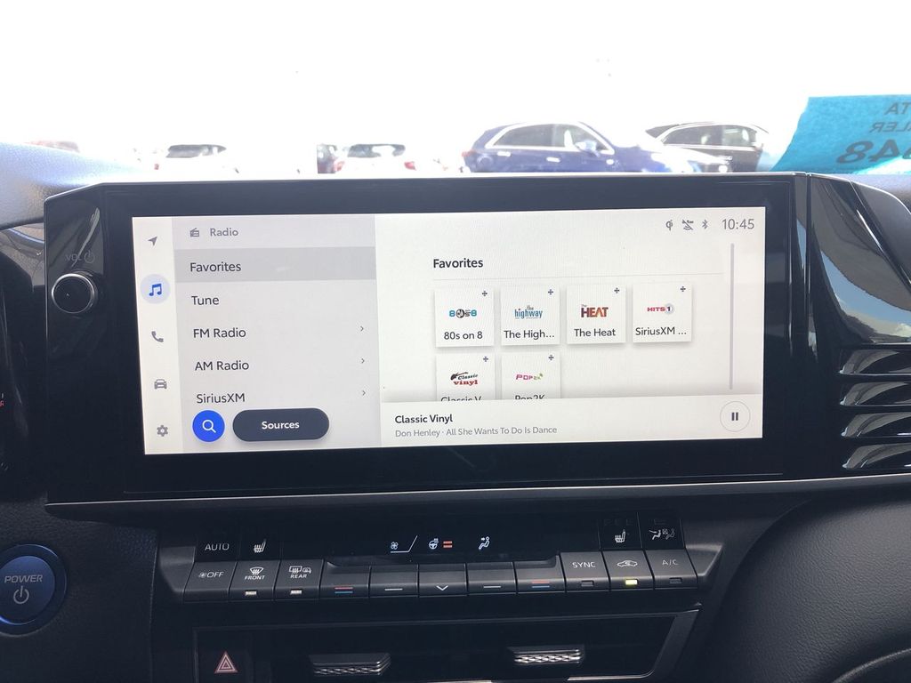 2025 Toyota Camry Hybrid