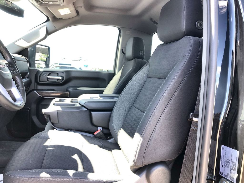2025 GMC Sierra 2500
