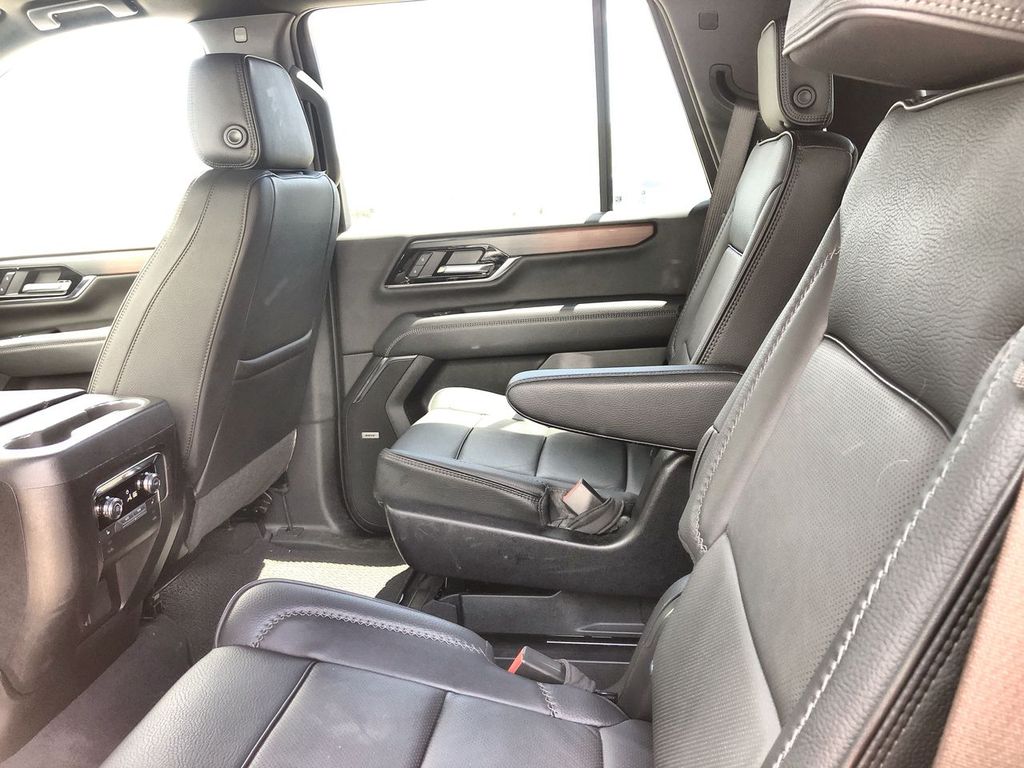 2025 GMC Yukon