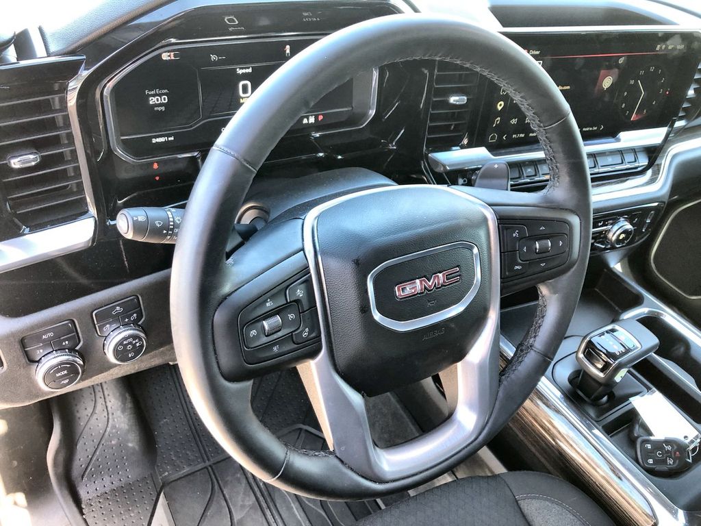 2025 GMC Sierra 1500