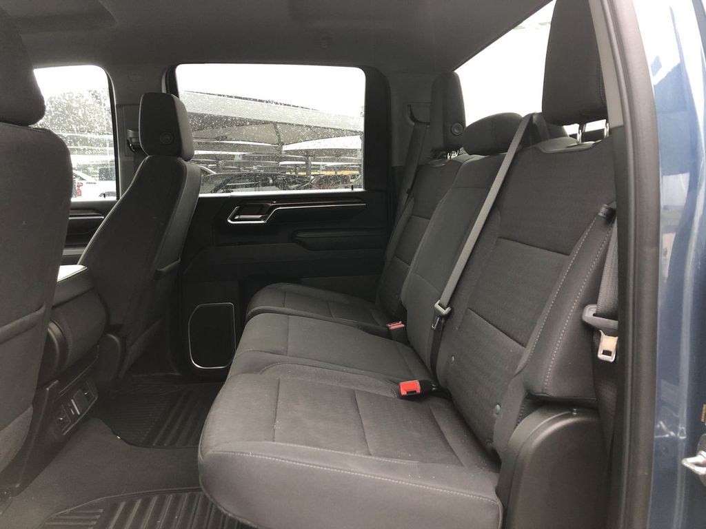 2025 Chevrolet Silverado 2500