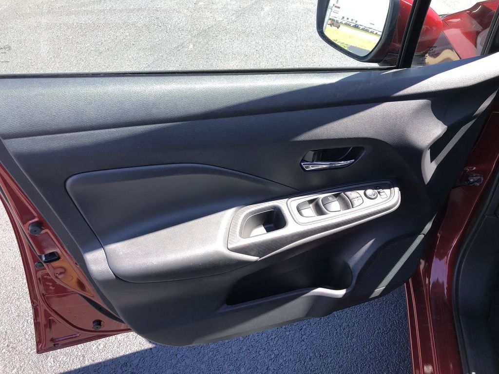2025 Nissan Versa