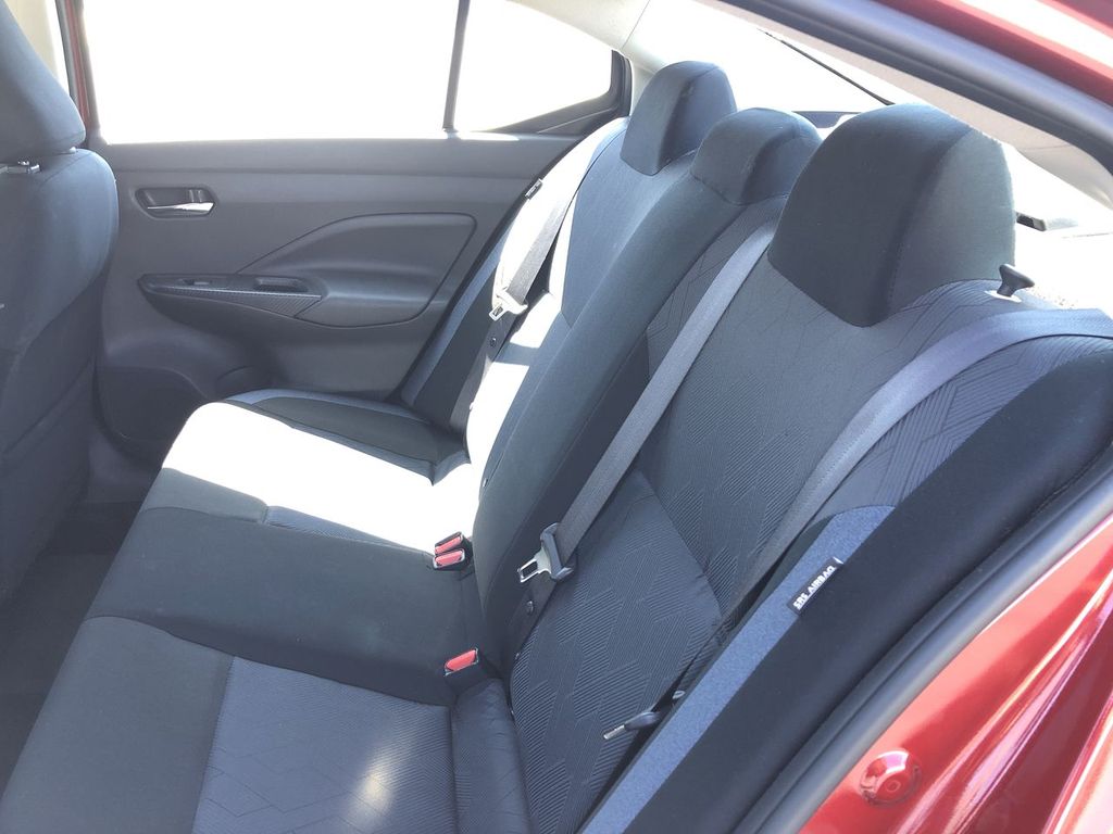 2025 Nissan Versa
