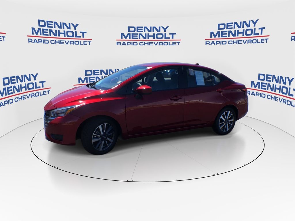 2025 Nissan Versa