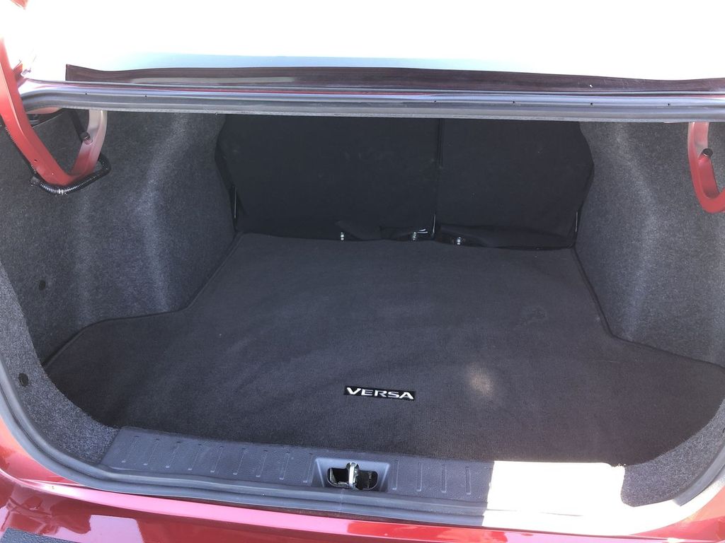 2025 Nissan Versa