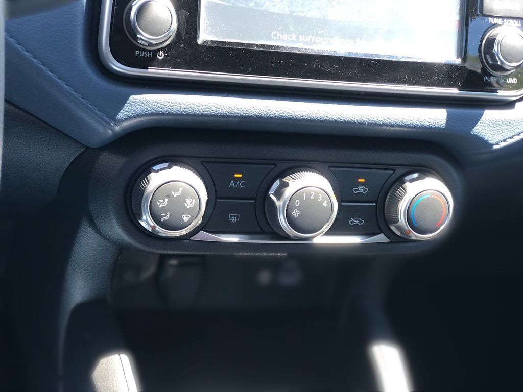 2025 Nissan Versa