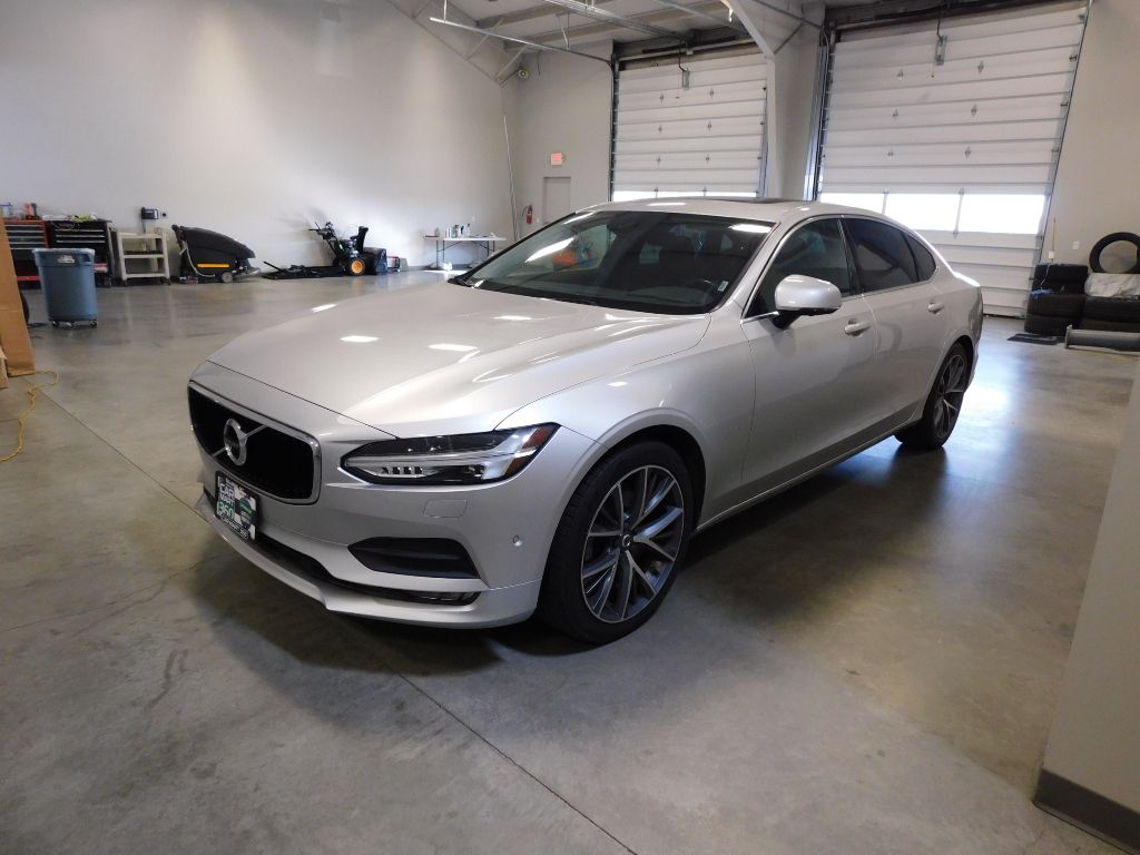 2018 Volvo S90