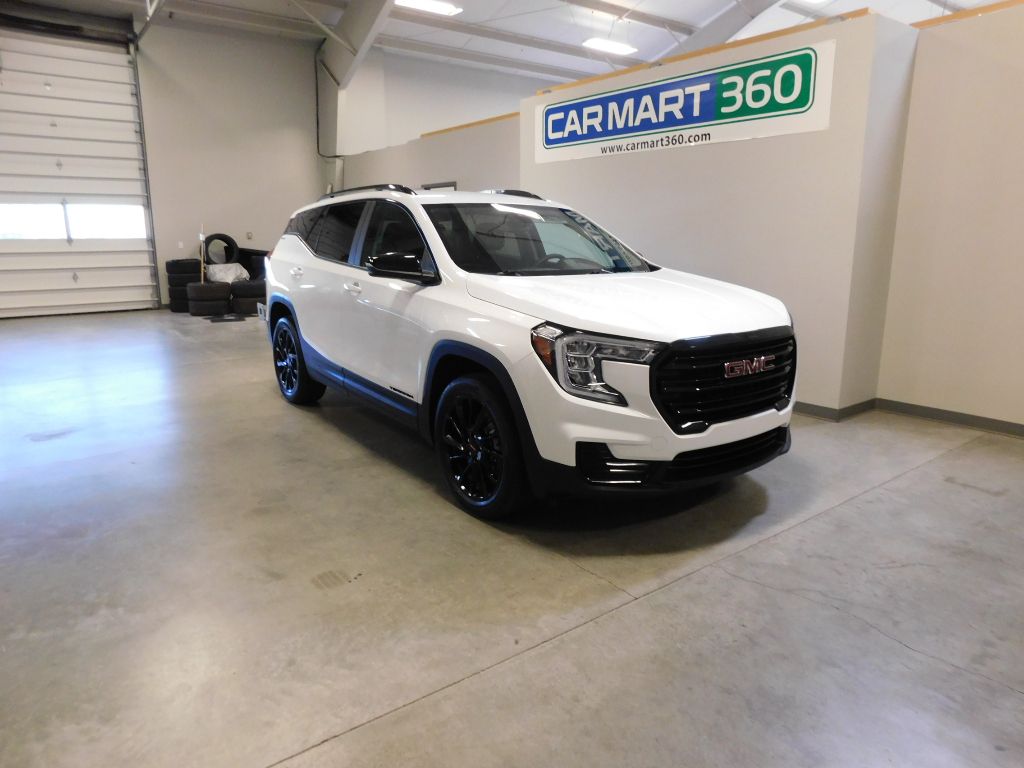 Used 2024 GMC Terrain SLE SUV