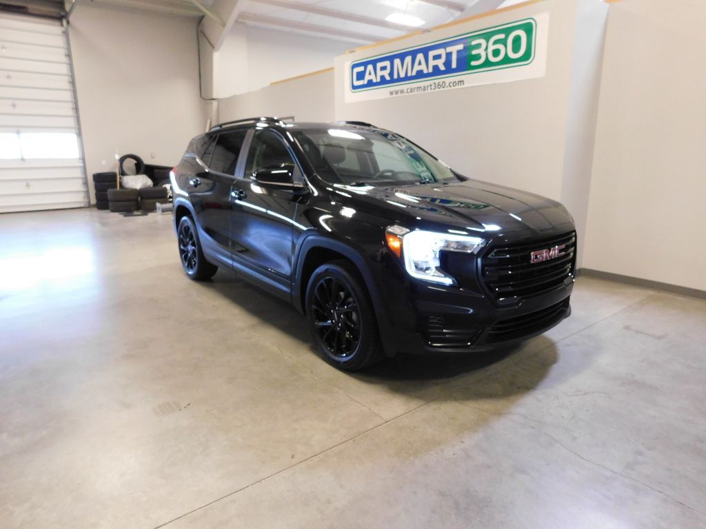 Used 2024 GMC Terrain SLE SUV