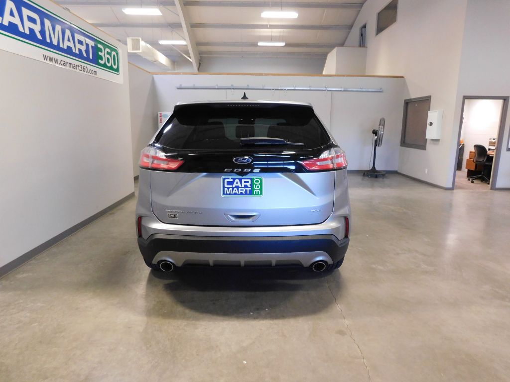 2022 Ford Edge
