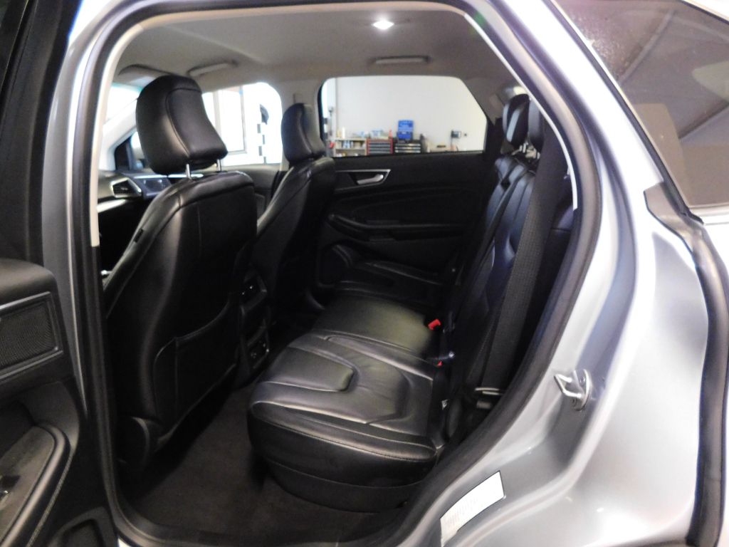 2022 Ford Edge