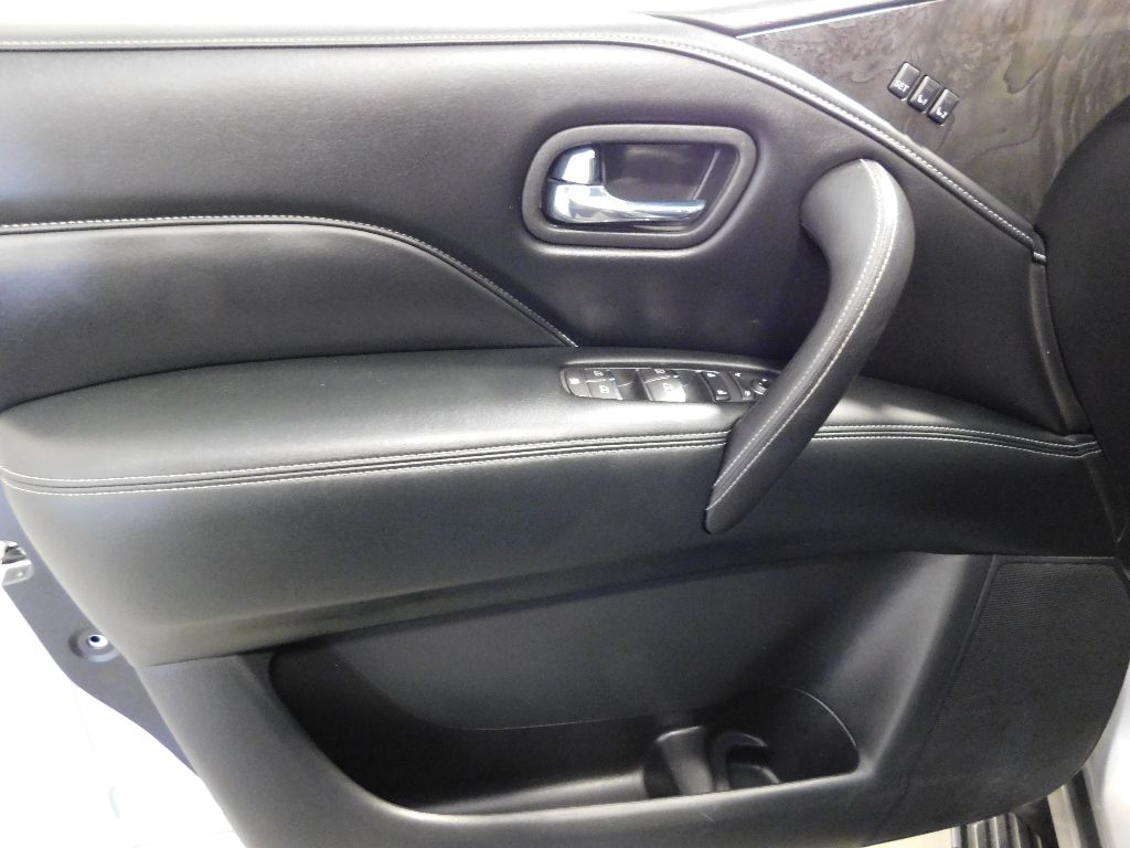 2021 INFINITI QX80