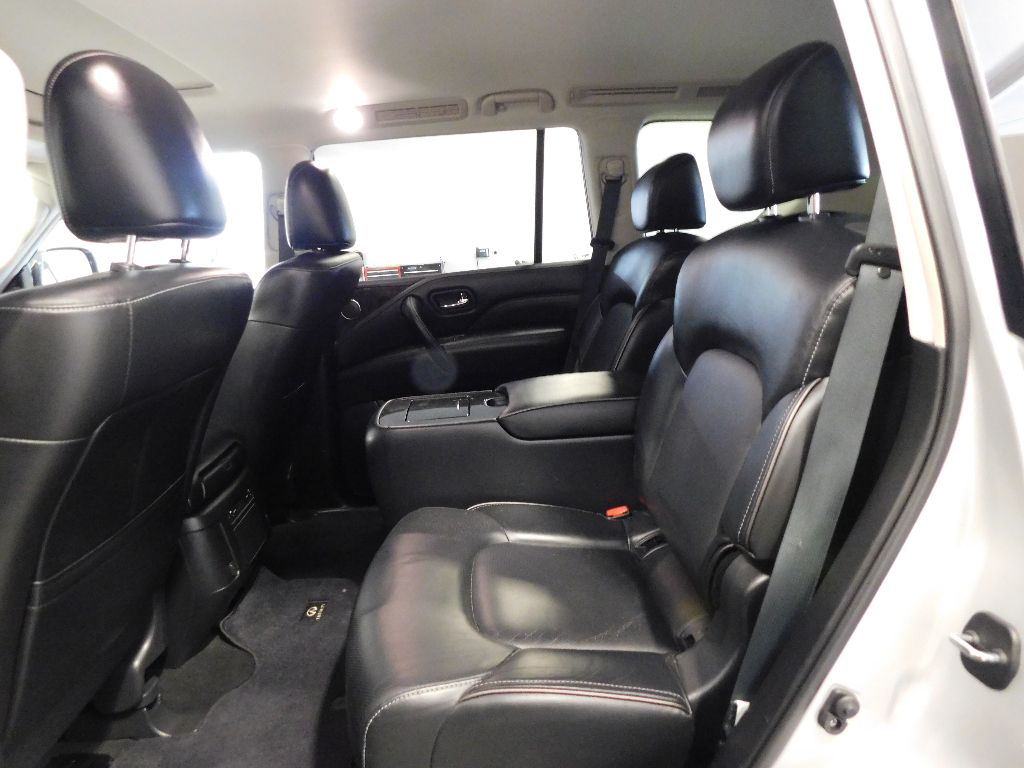 2021 INFINITI QX80