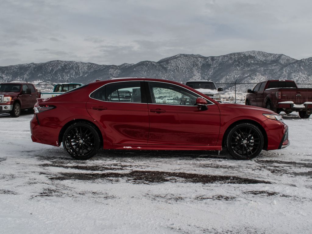 2024 Toyota Camry Hybrid