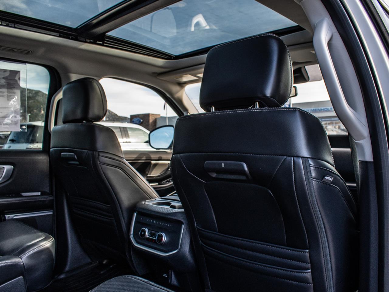 2025 Ford Expedition MAX