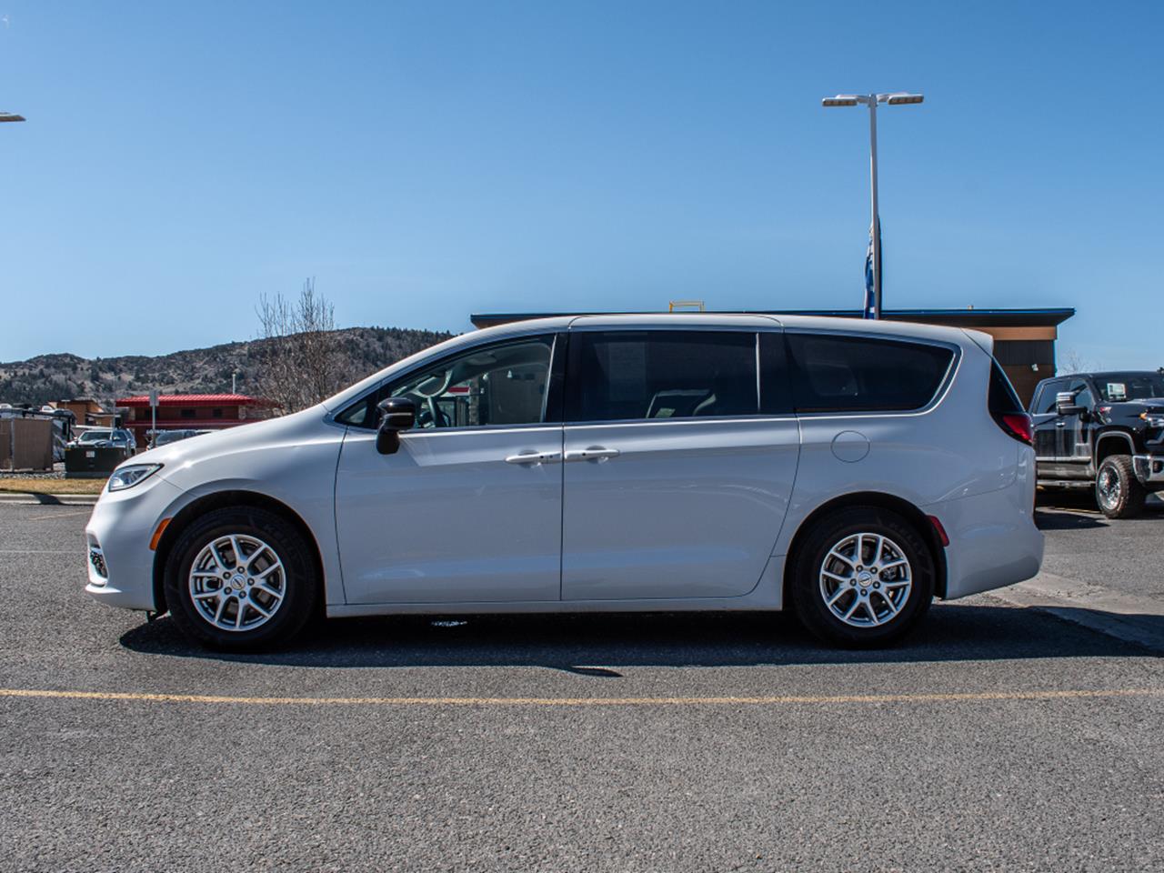 2024 Chrysler Pacifica