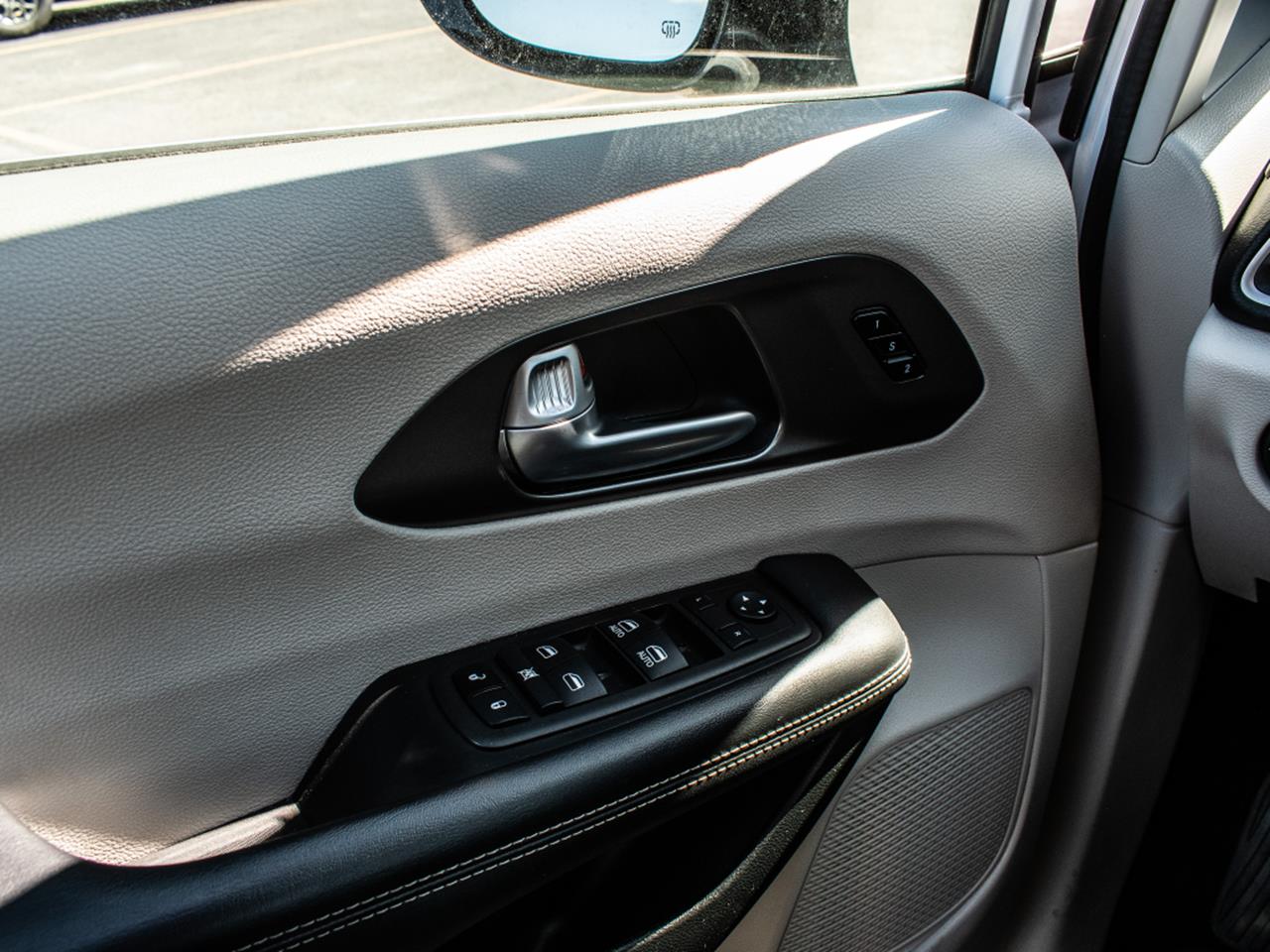 2024 Chrysler Pacifica