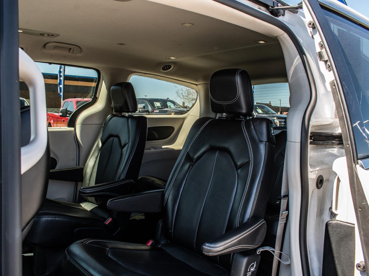 2024 Chrysler Pacifica