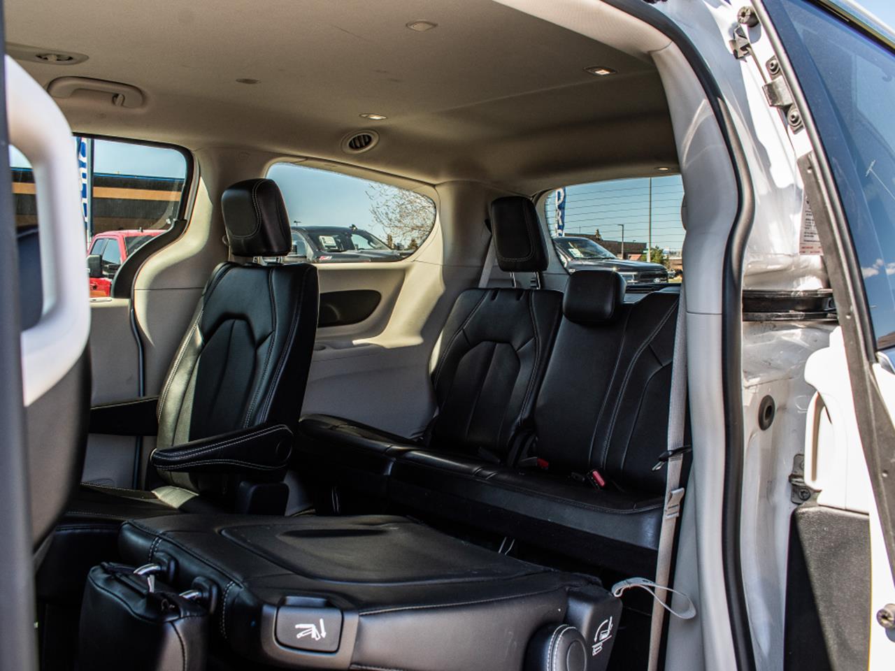 2024 Chrysler Pacifica