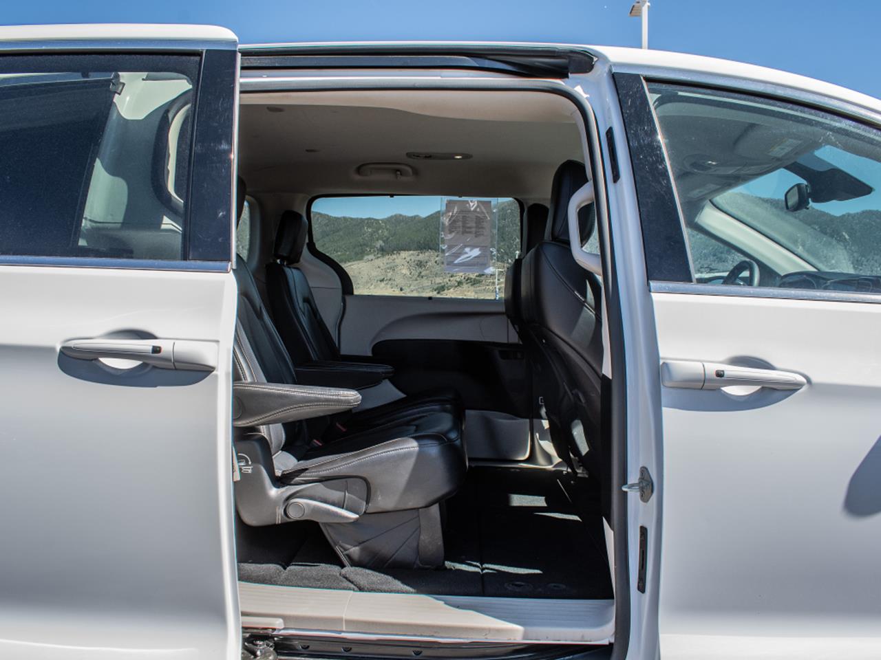 2024 Chrysler Pacifica