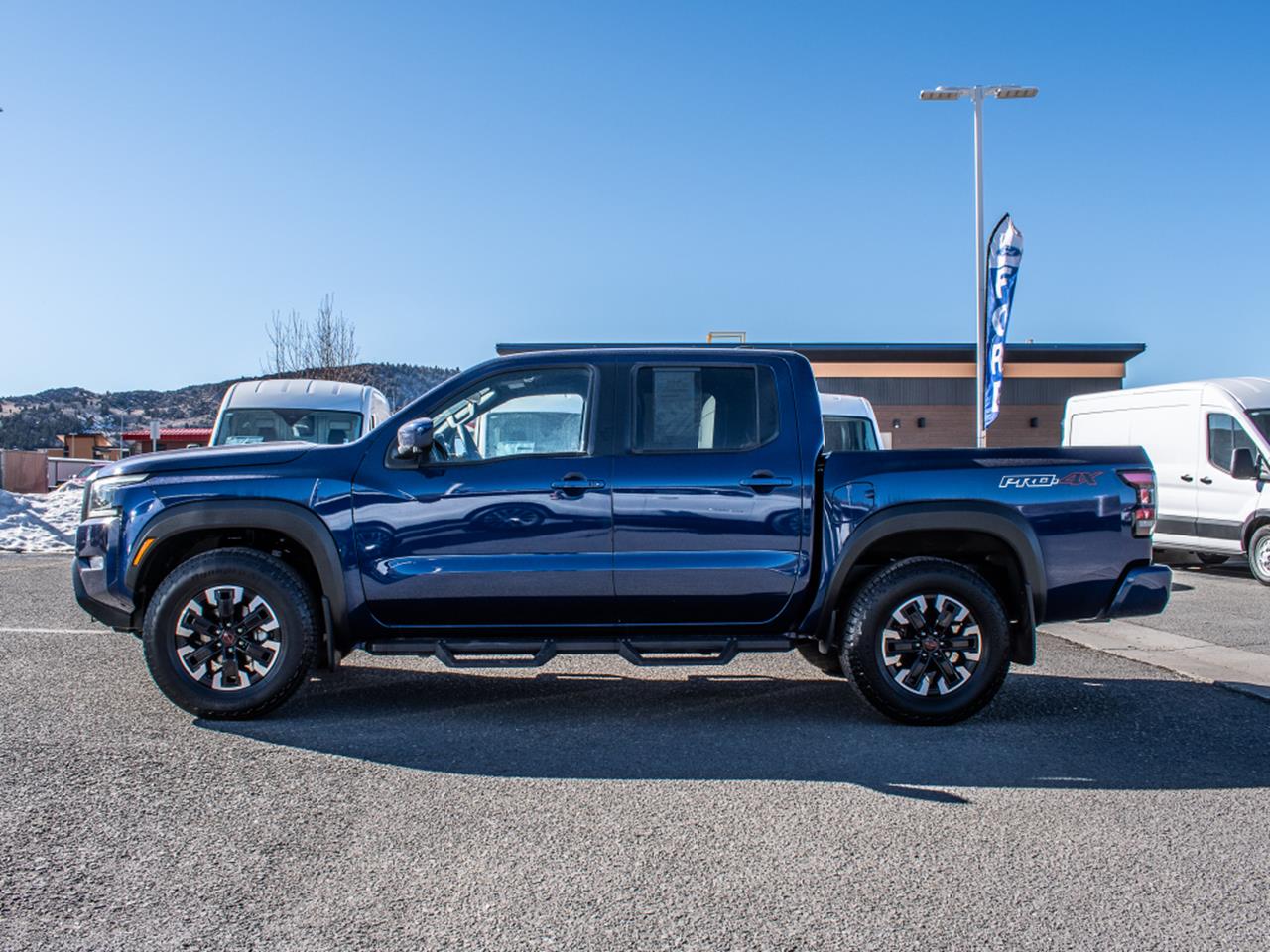 2023 Nissan Frontier