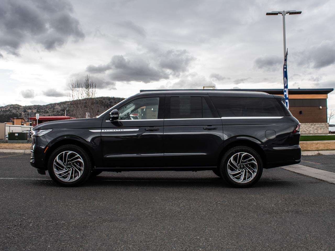 2025 Lincoln Navigator L