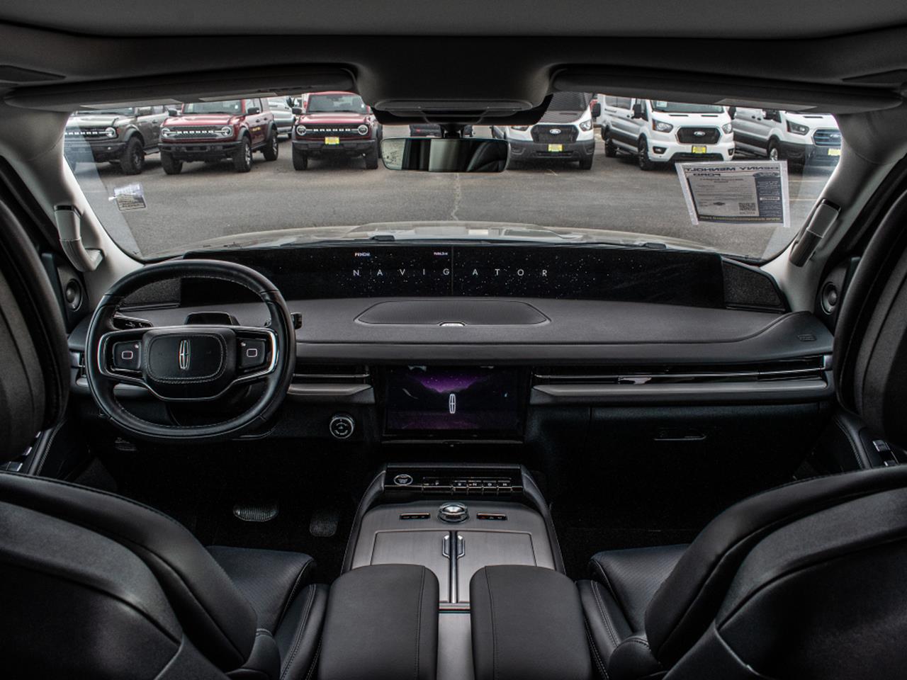 2025 Lincoln Navigator L