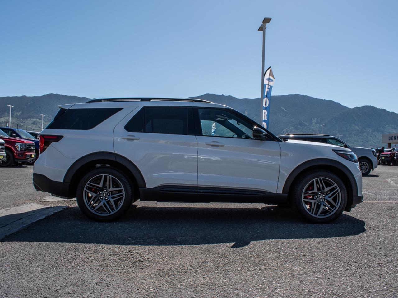2025 Ford Explorer