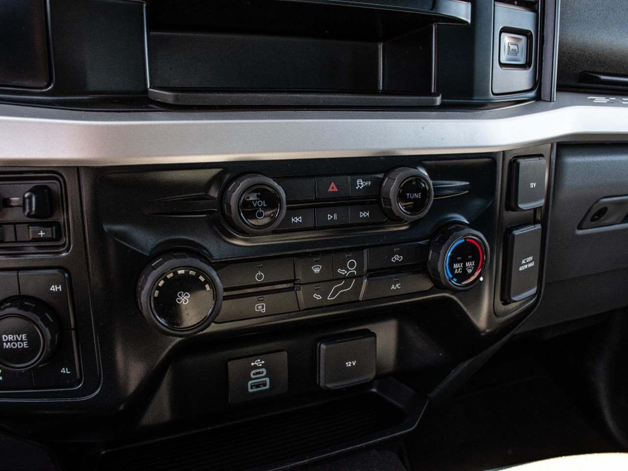 2025 Ford F-350