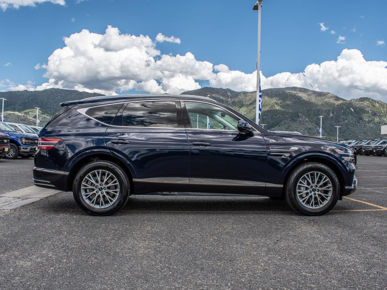 2025 Genesis GV80