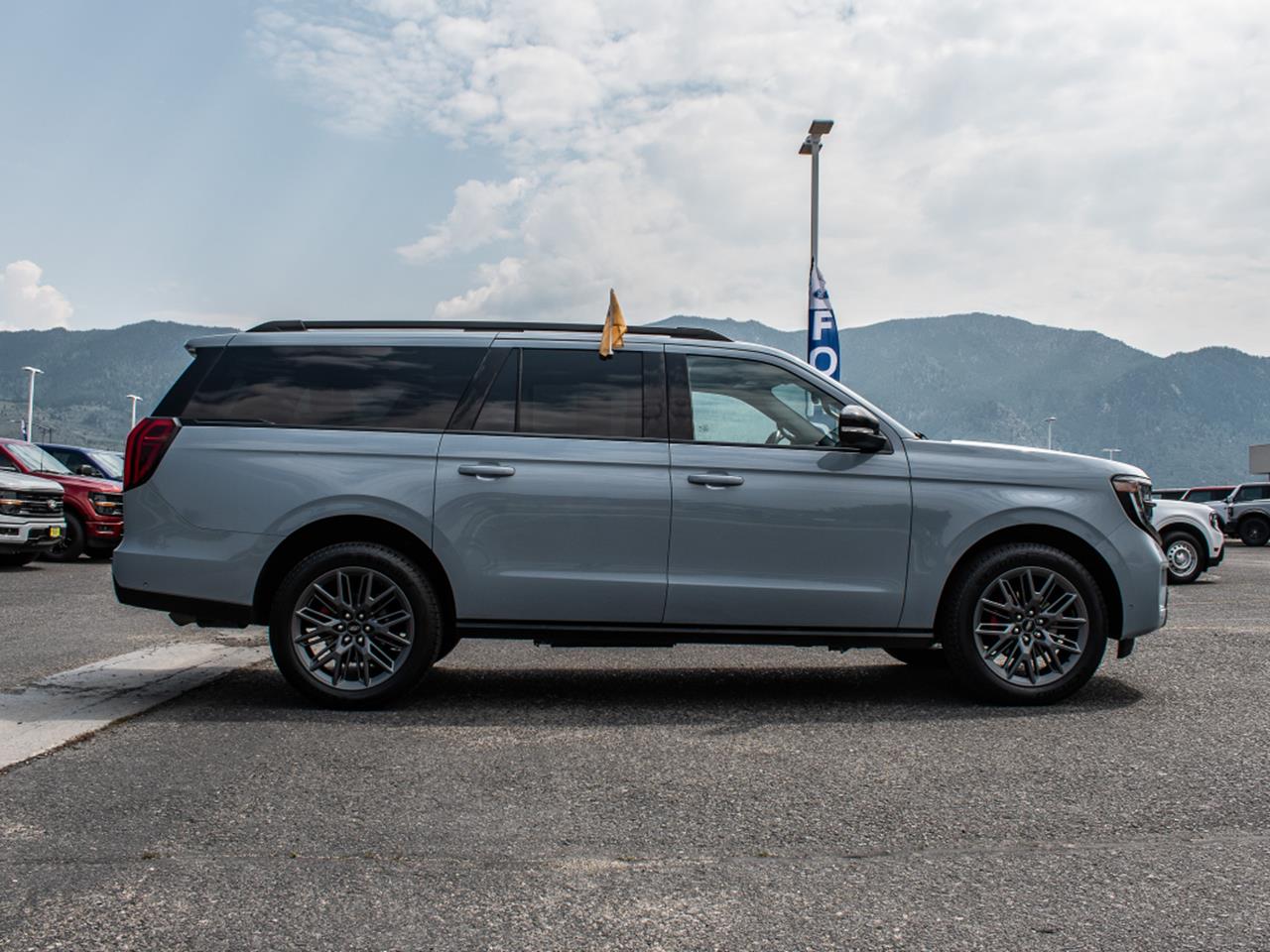 2025 Ford Expedition MAX