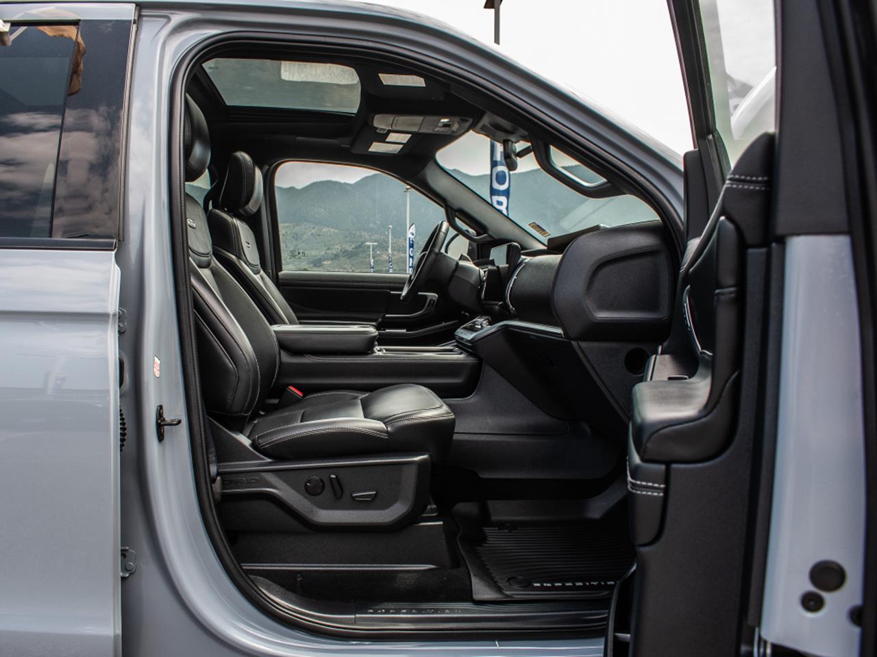 2025 Ford Expedition MAX