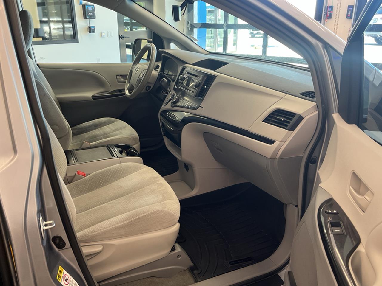 2014 Toyota Sienna