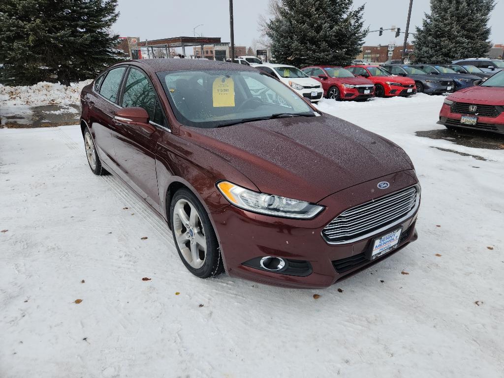 Used 2015 Ford Fusion SE  Car