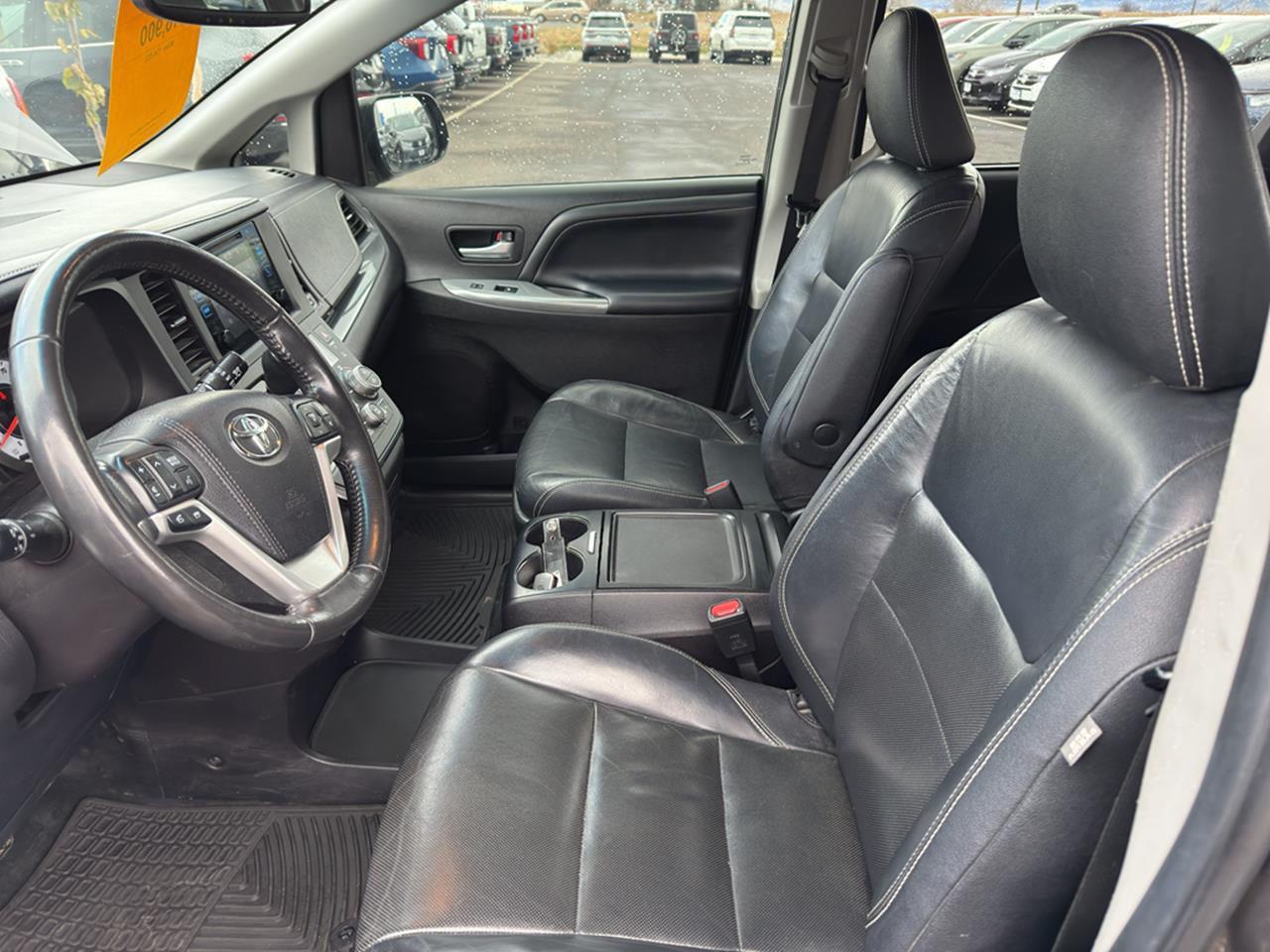 2016 Toyota Sienna