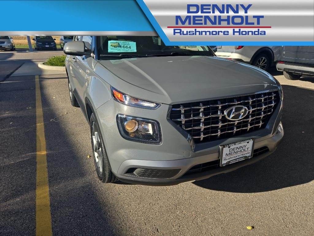 Used 2022 Hyundai Venue SEL SUV