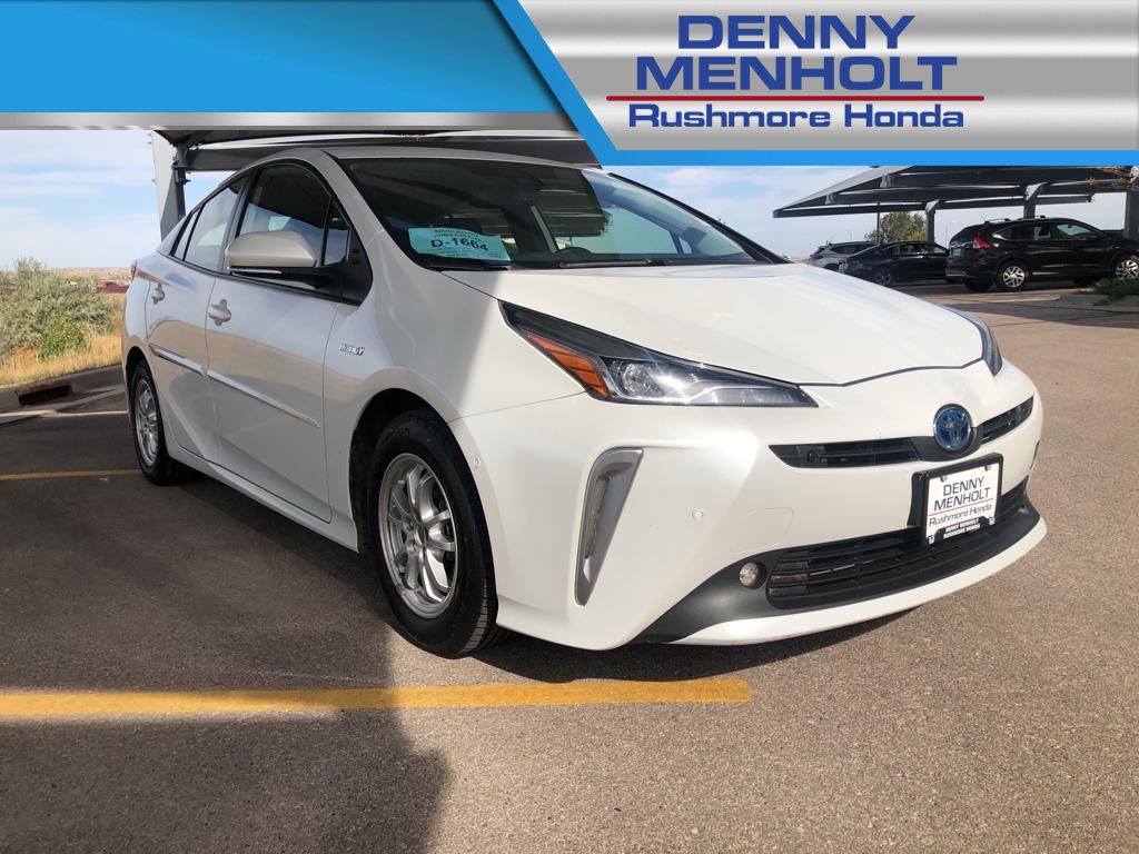 Used 2022 Toyota Prius XLE Car