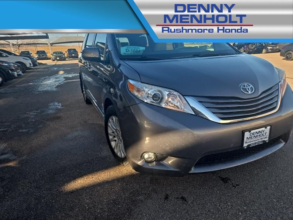 Used 2014 Toyota Sienna XLE Van