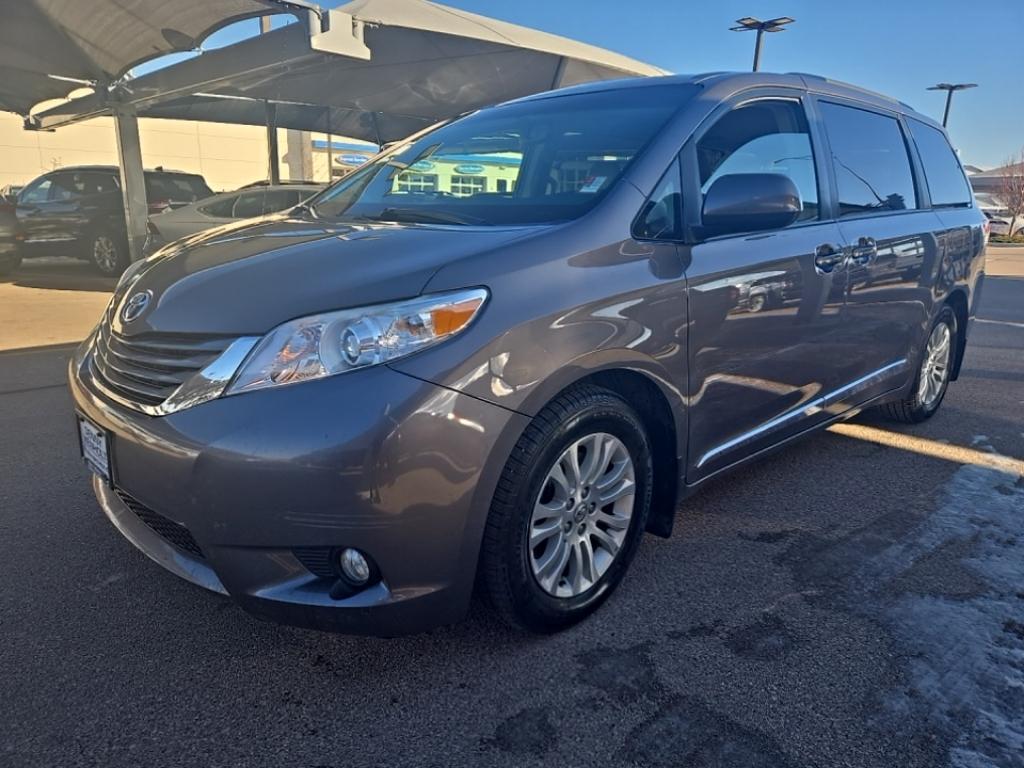 2014 Toyota Sienna