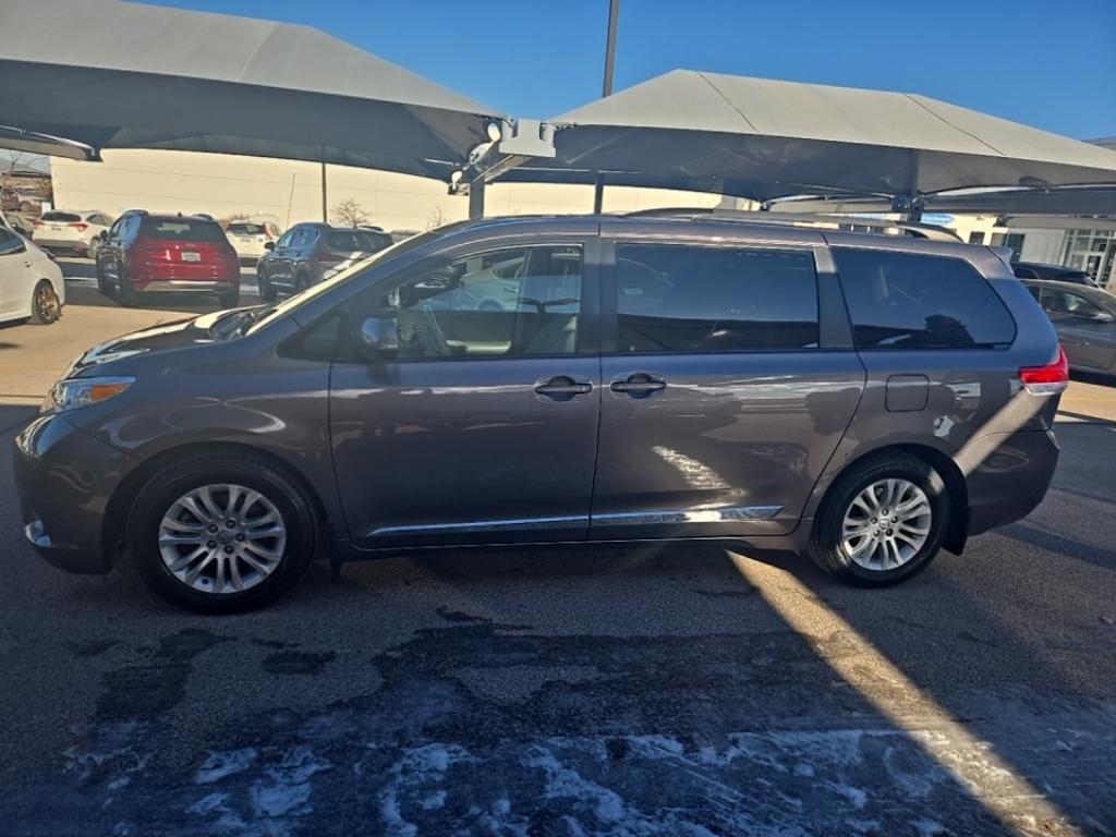 2014 Toyota Sienna